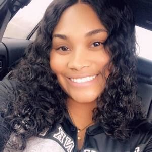 Meet your Posher, Jasmine